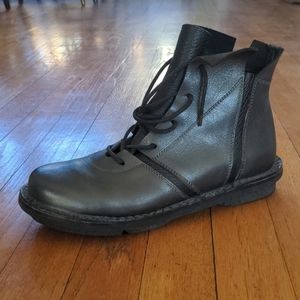 Trippen Quake Ankle Boot Size 7